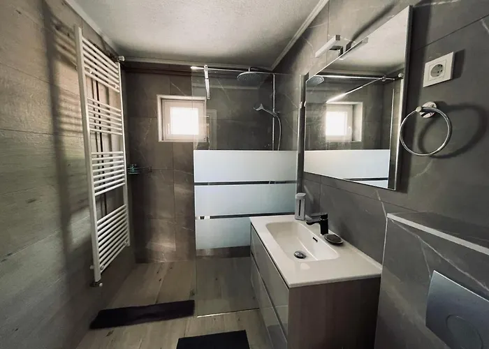 B&d דירה נובי ווינודולסקי